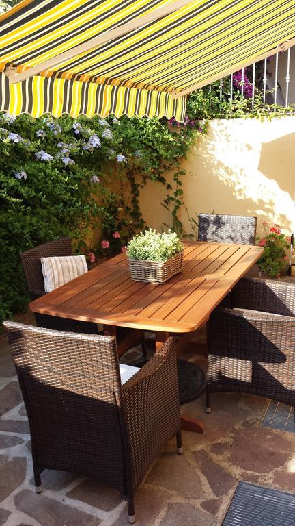 Casa Con Giardino Villa Olbia Rum bild
