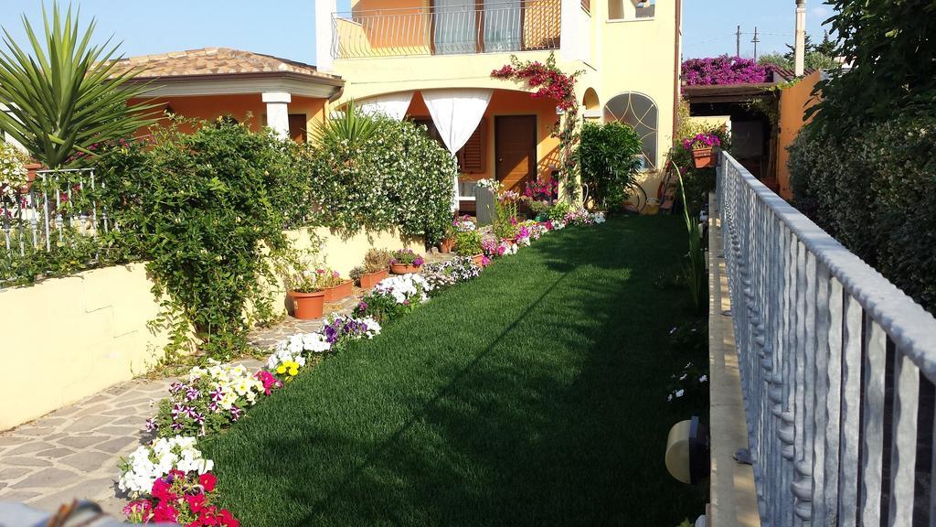 Casa Con Giardino Villa Olbia Rum bild